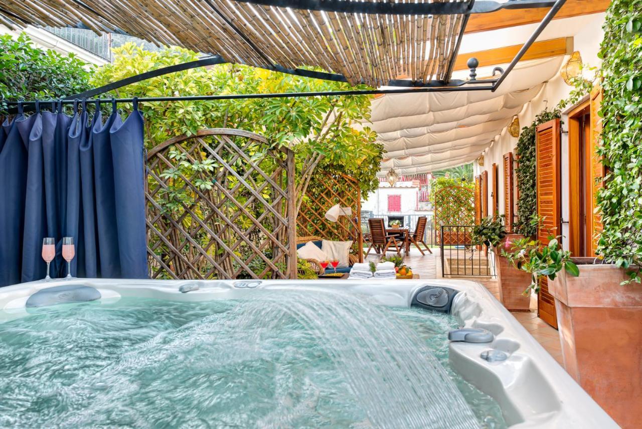 Casa Vacanze Villa Antonella By Gocce Vico Equense Luaran gambar